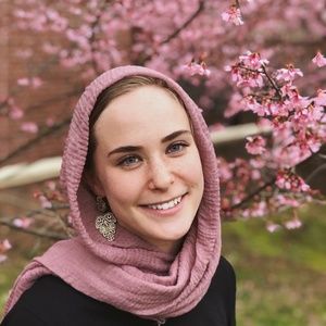 Meet your Posher, Ellie